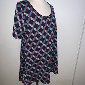 LuLaRoe Perfect Tee Small Geometric Print Short‎ Sleeve Stretch Top